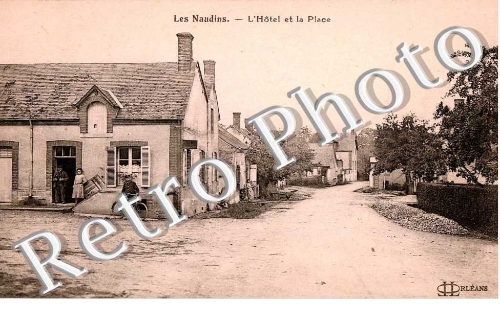 l'hotel et la place