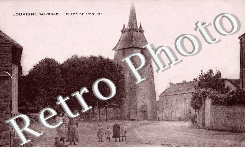 PLACE DE L'EGLISE