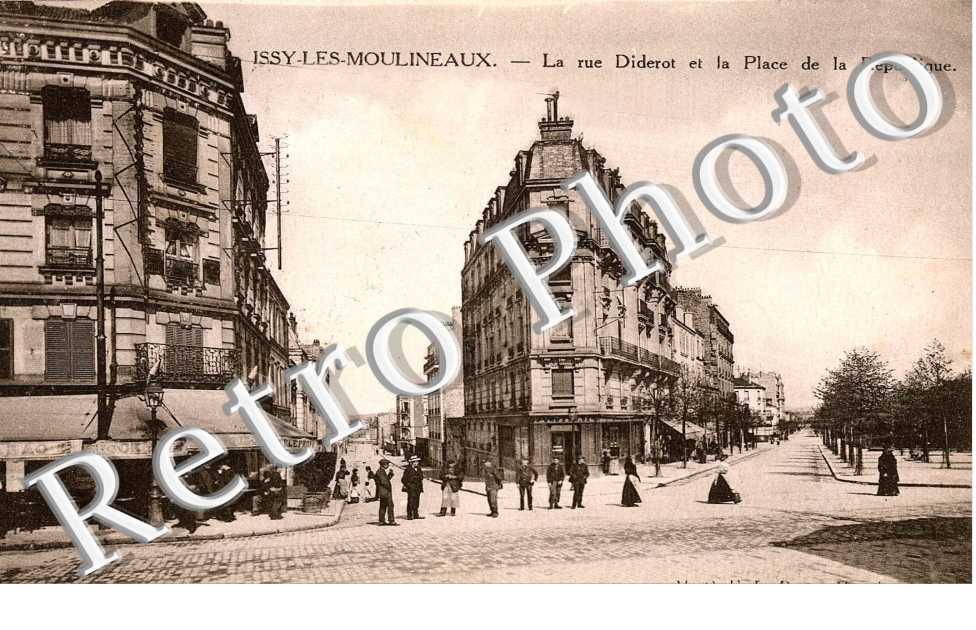La rue Diderot et la place de la Republique