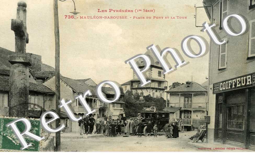 Place du pont et la tour