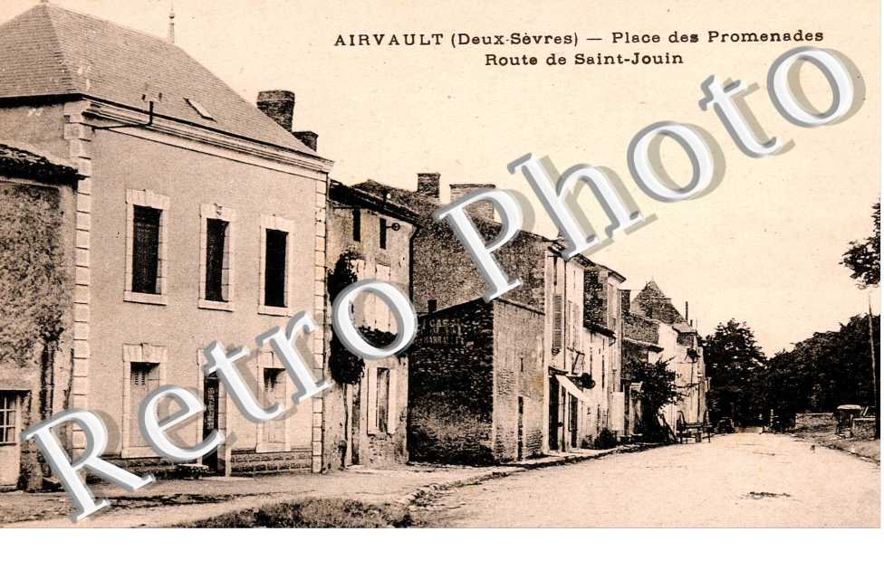 Place des promenades. Rote de Saint Jouin