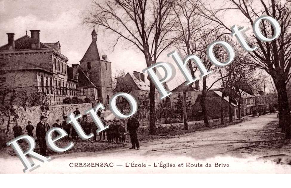 Ecole - eglise et route de Brive