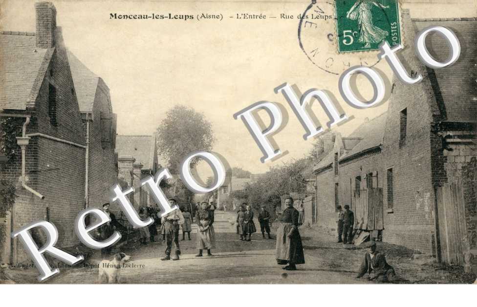 L'ENTREE RUE DES LEUPS