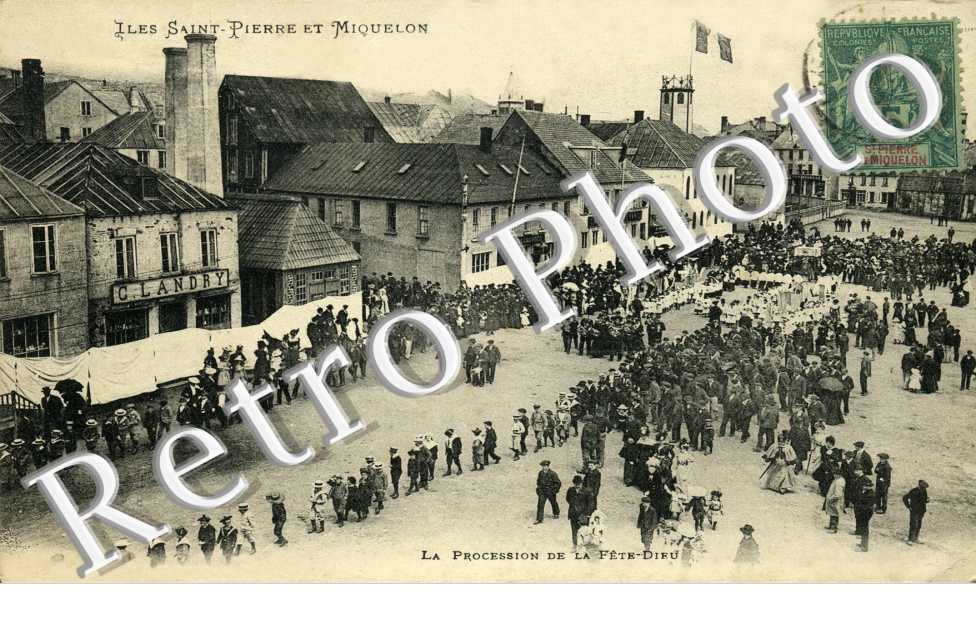 LA PROCESSION DE LA FETE DIEU