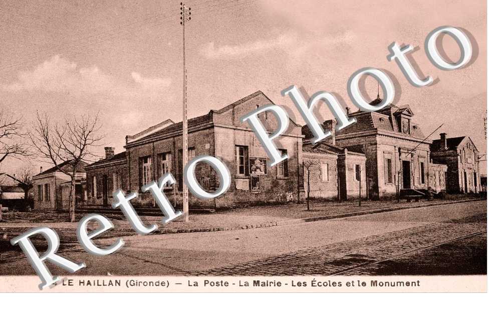 Poste, Mairie Ecoles et le Monument