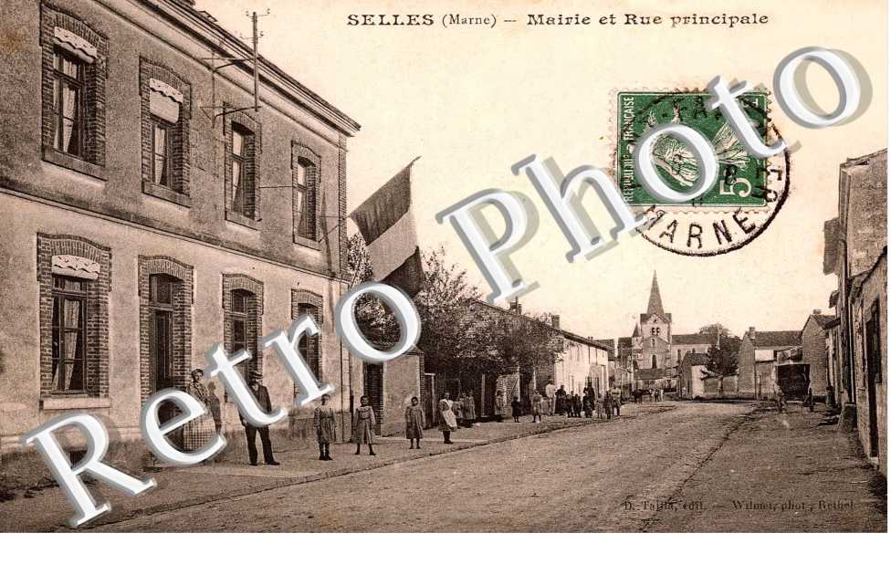 Mairie et rue principale