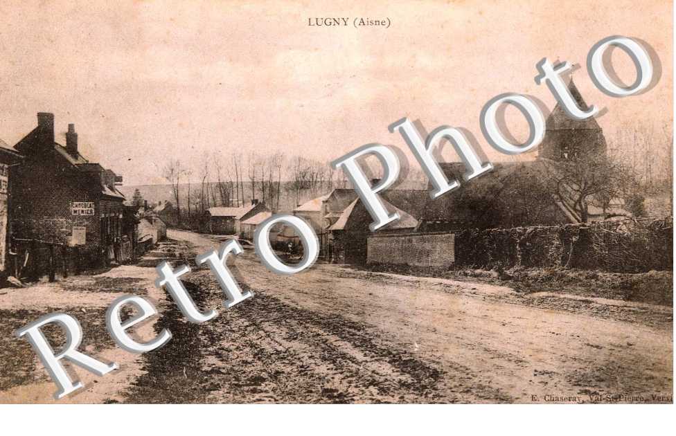 rue principale et eglise