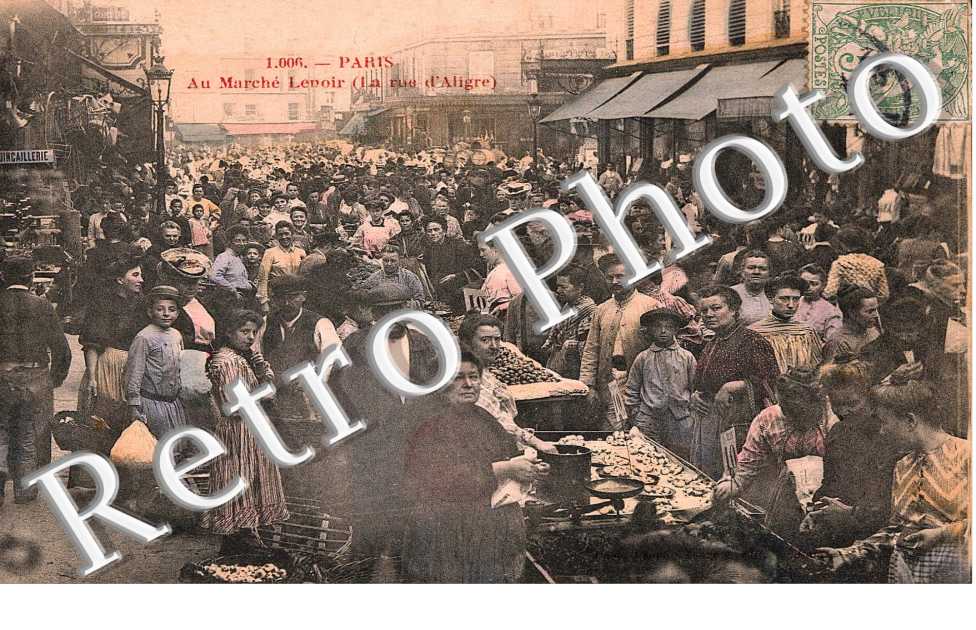 AU MARCHE LENOIR  la rue d'Aligre