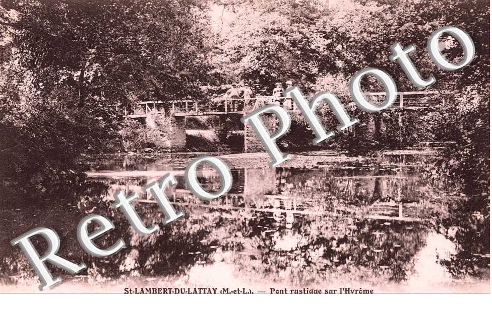 Pont rustique sur l'Hyrome