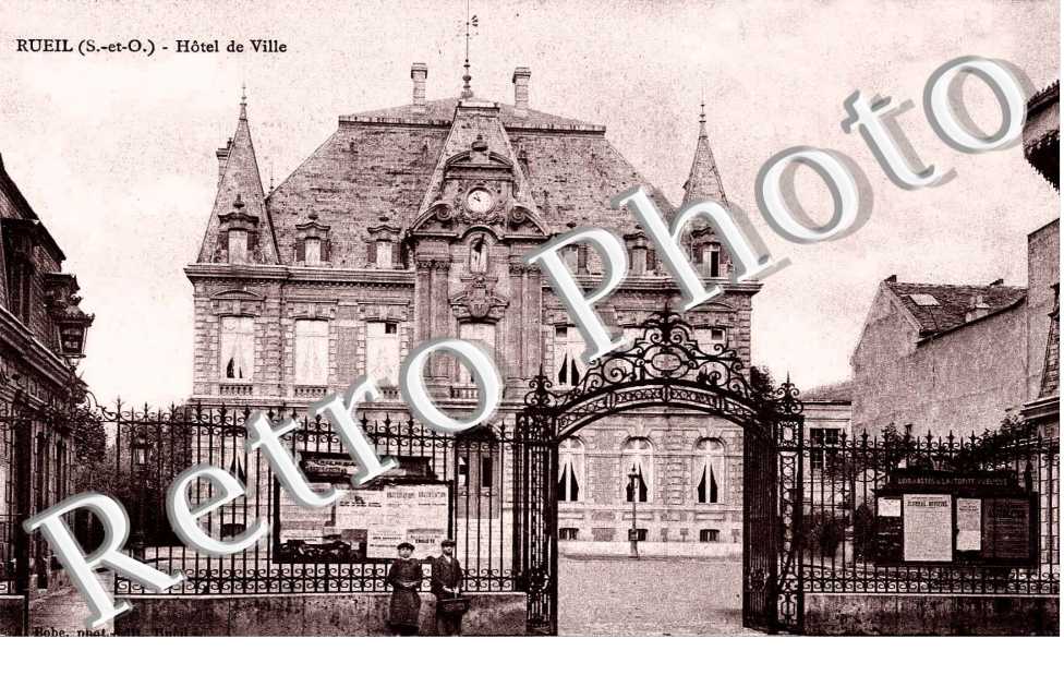 HOTEL DE VILLE