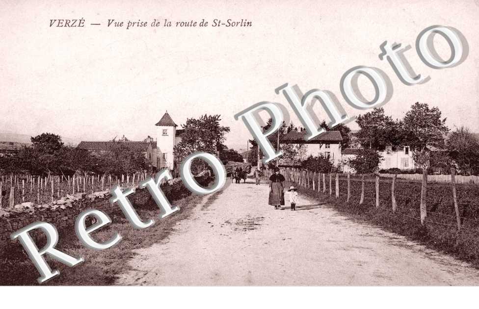 vue prise de la route de Saint Sorlin