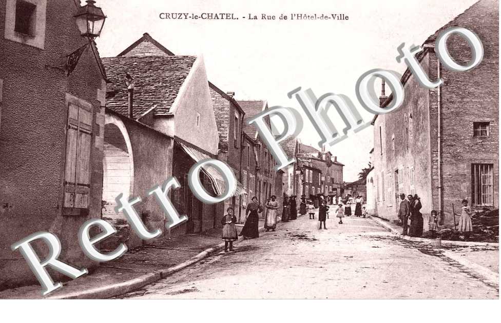 la rue de l' Hotel de ville