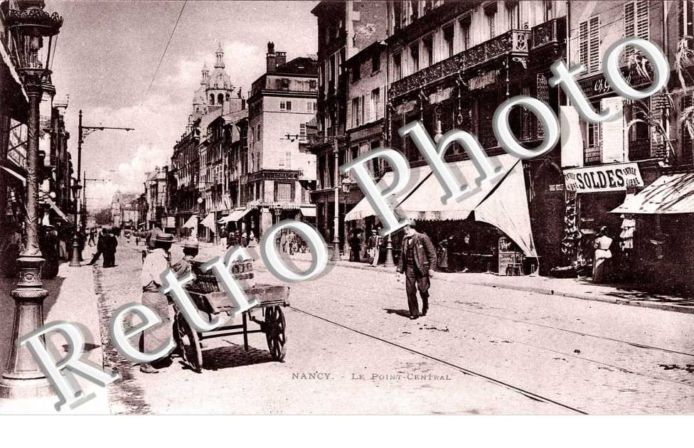 LE POINT CENTRAL  rue Saint-Jean