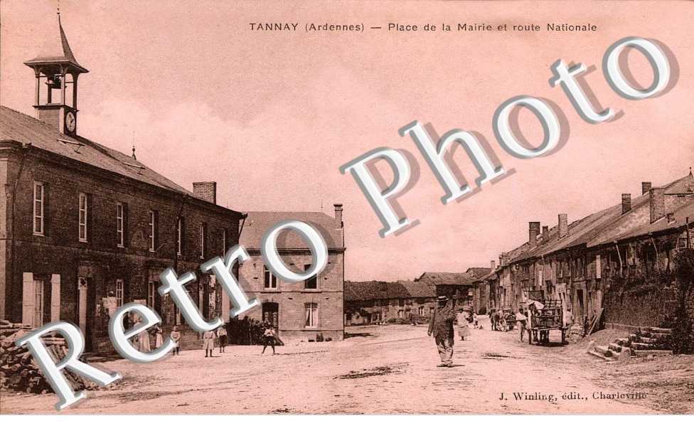 place de la mairie et route nationale