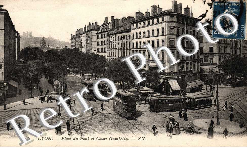 Place du Pont et Cours Gambetta