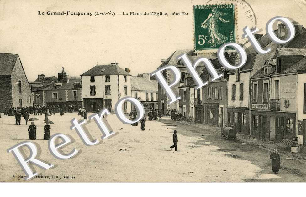 La place de l'eglise, cote est
