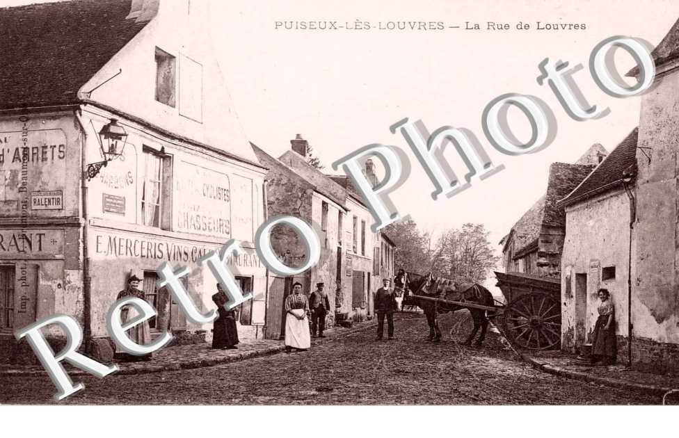 LA RUE DE LOUVRES