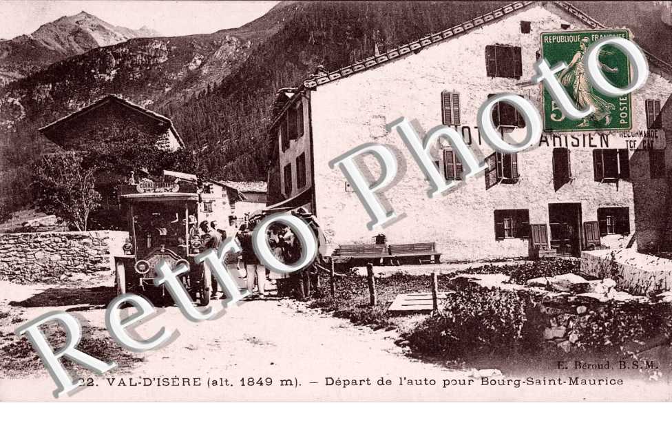 Depart de l'automobile pour bourg St Maurice - Hotel Parisien