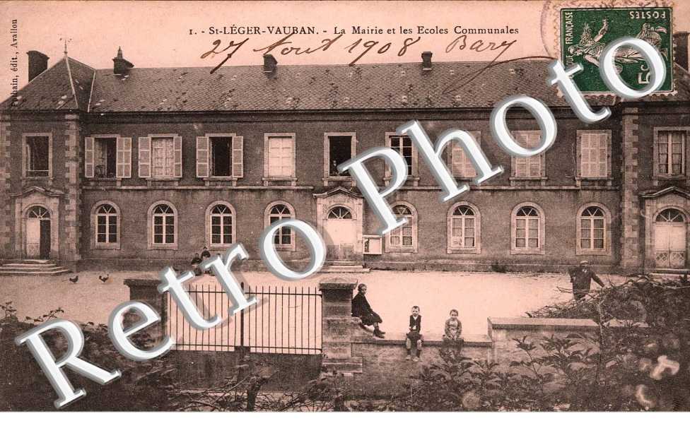 la mairie et les ecoles communales