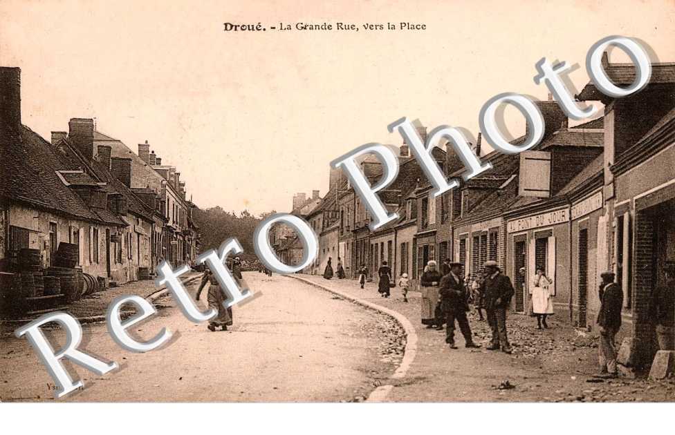 la Grande Rue, vers la place