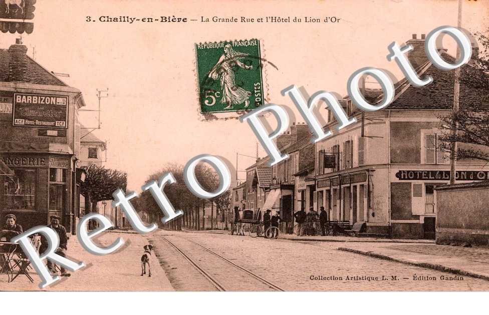 la Grande Rue et l'hotel du Lion d'Or