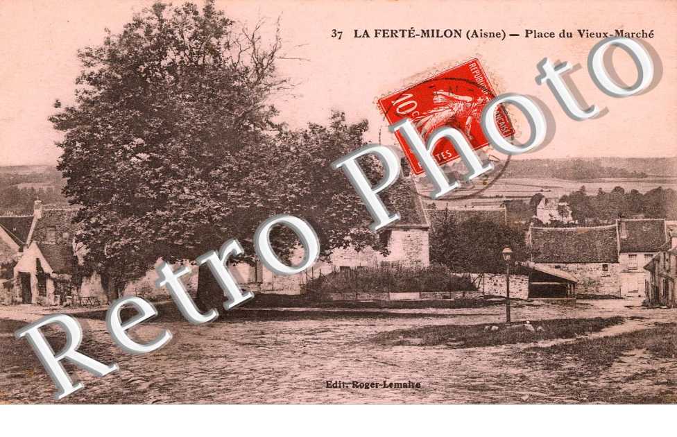 LA PLACE DU VIEUX MARHCE