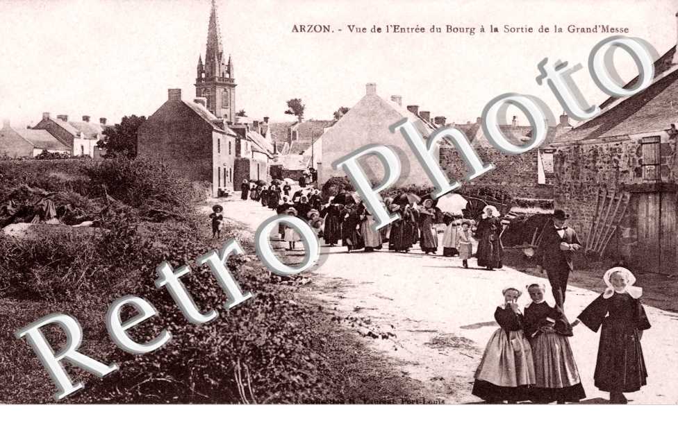 Vue de l'Entree du Bourg