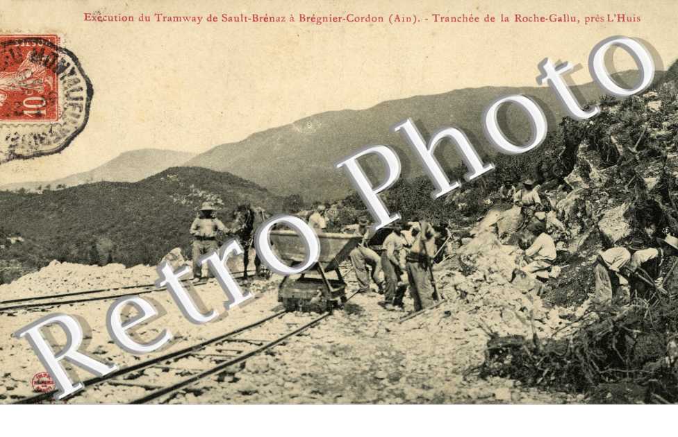 Execution du tramway de Sault-Brenaz - tranchee de la Roche-Gallu