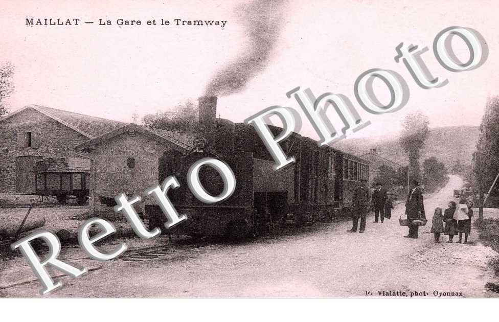 la gare et le tramway