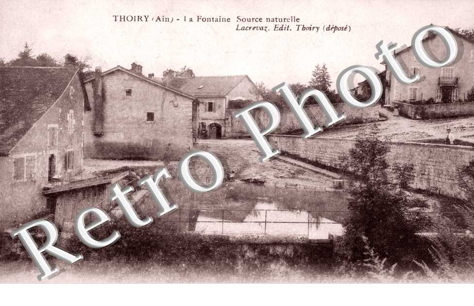 La Fontaine, Source Naturelle