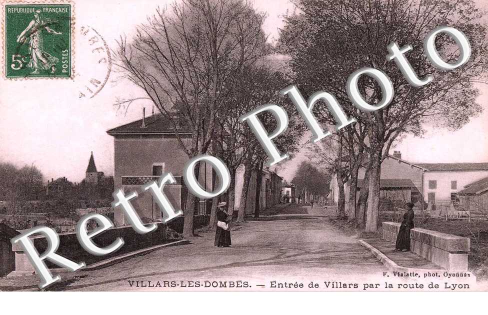 Entree de Villars par la route de Lyon
