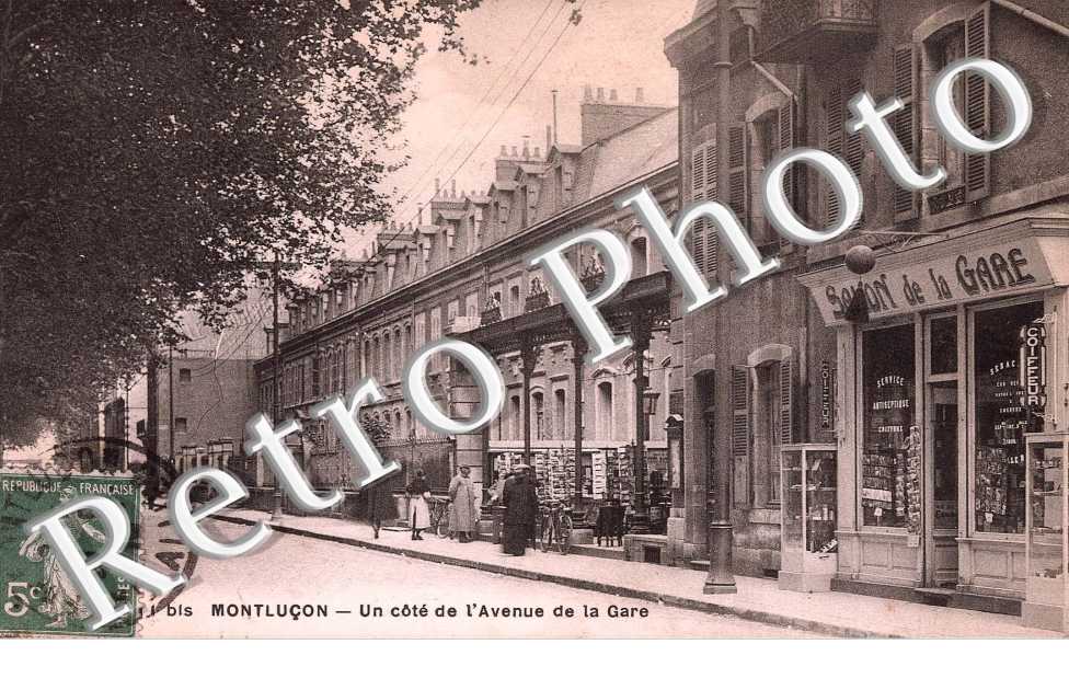 UN COTE DE L'AVENUE DE LA GARE