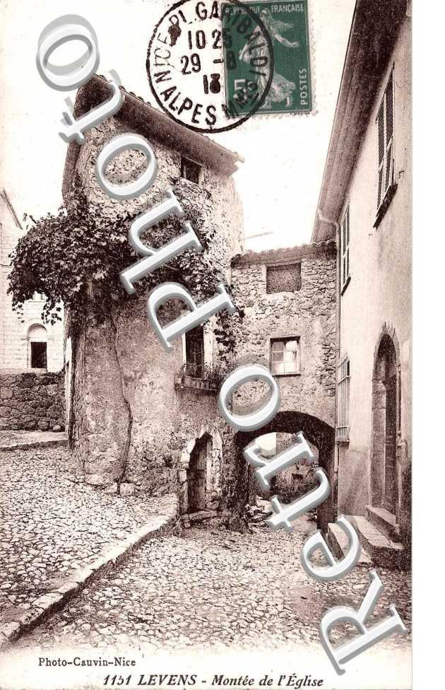Montee de l'eglise