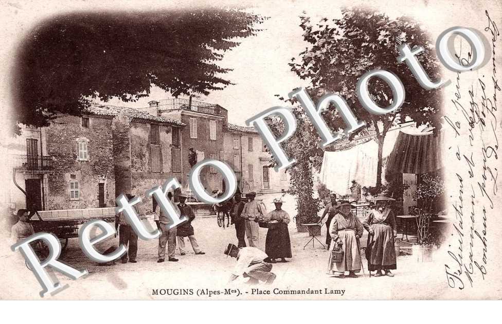 place Commandant Lamy