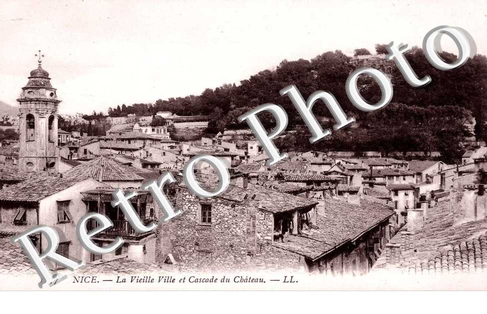 la vieille ville et cascade du chateau