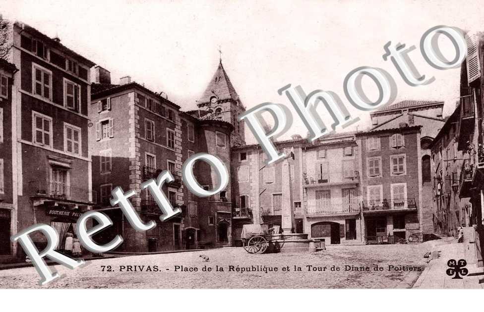 PLACE DE LA REPUBLIQUE