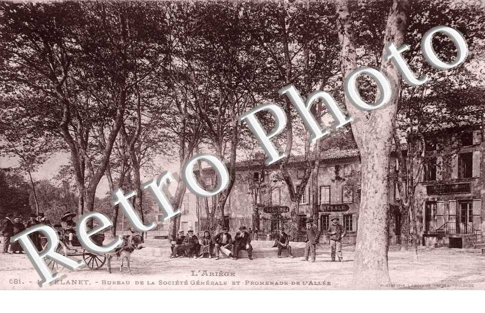 Bureau de la societe generale et promenade de l'allee