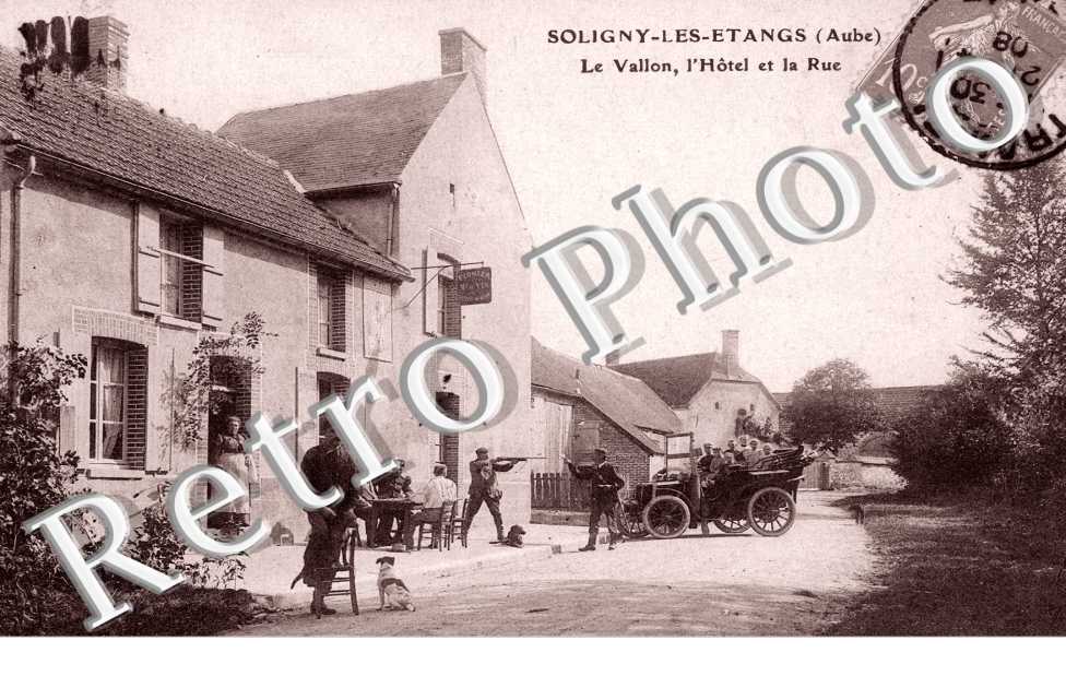 Le Vallon, l'Hotel et la Rue