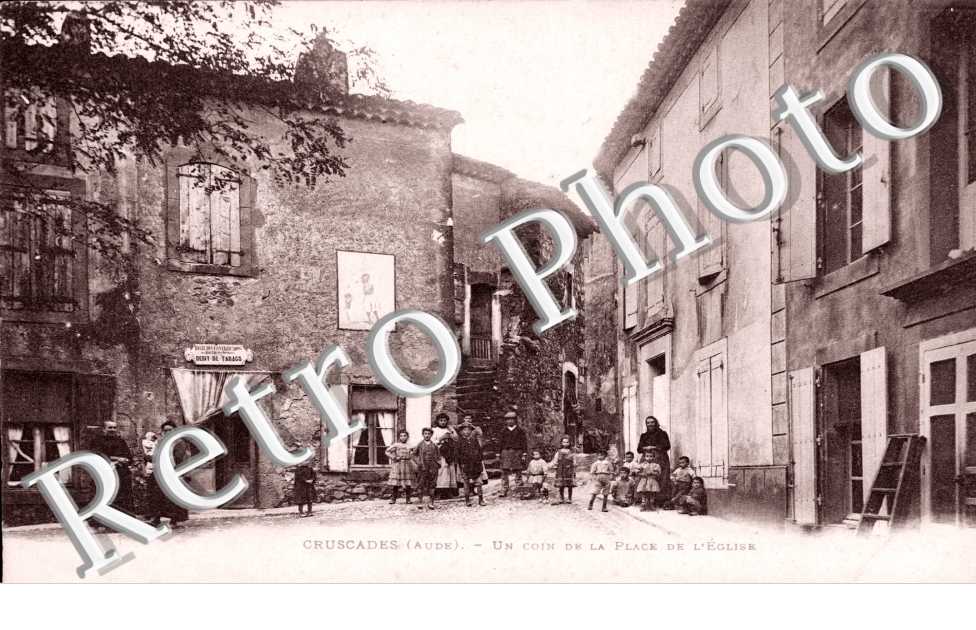 Un coin de la Place de l'Eglise