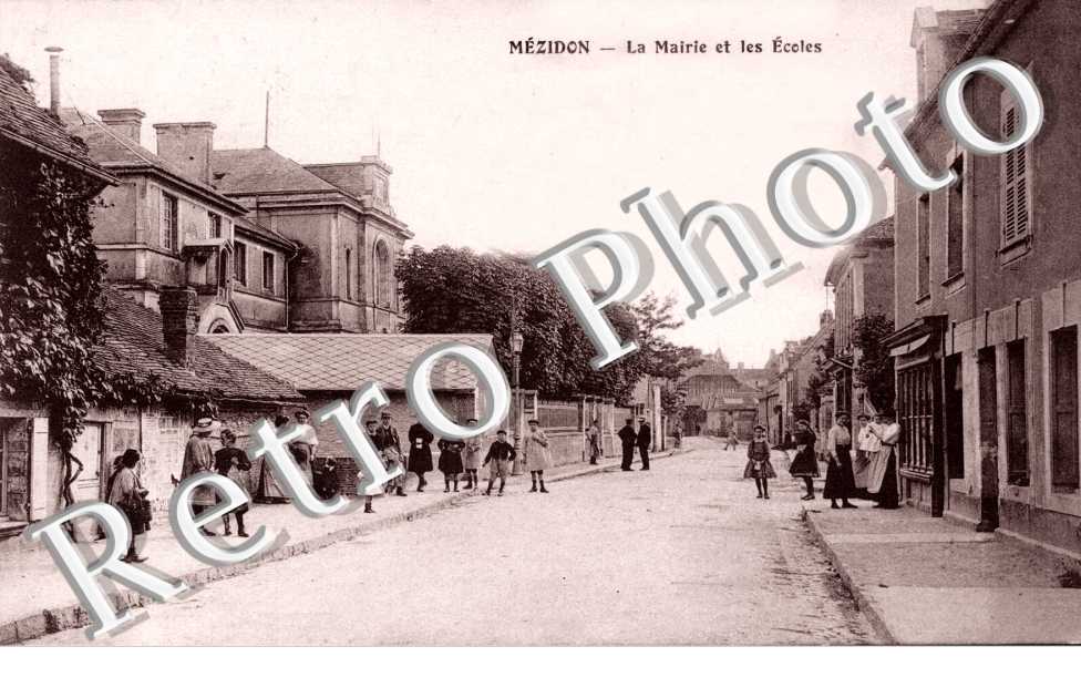 la mairie et les ecoles