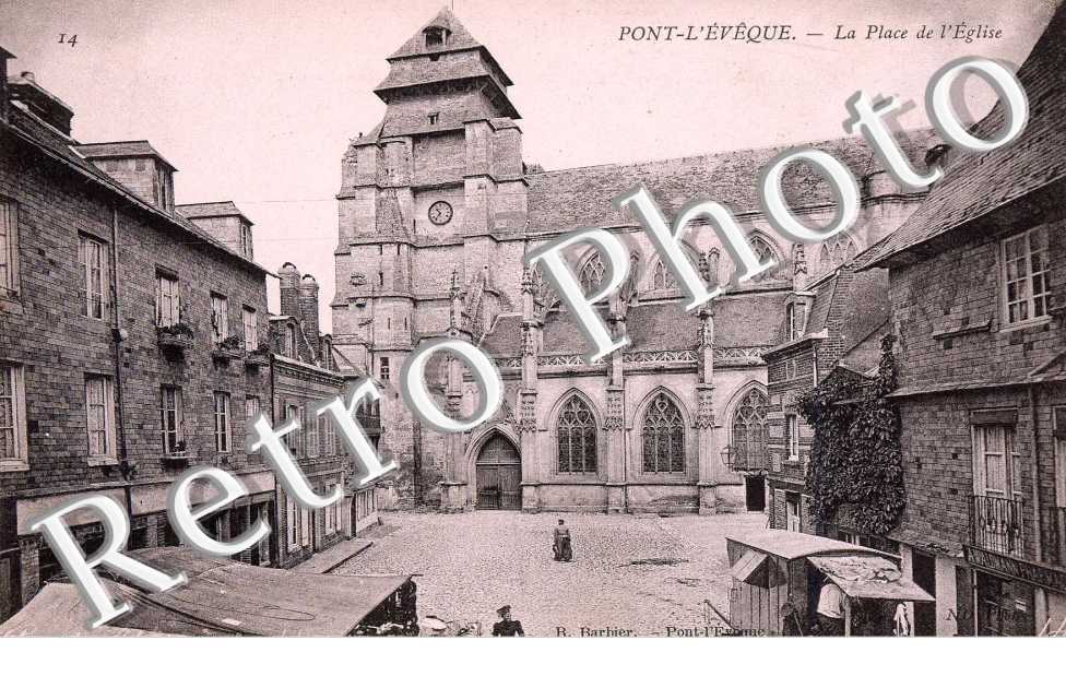 LA PLACE DE L'EGLISE
