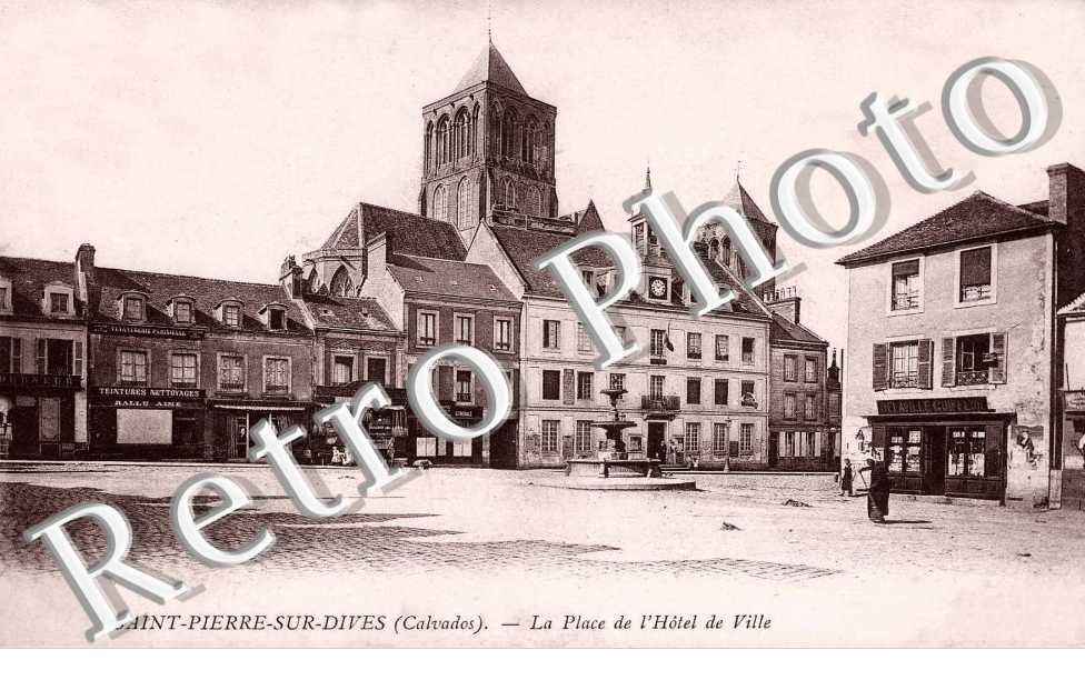 La place de l'hotel de ville