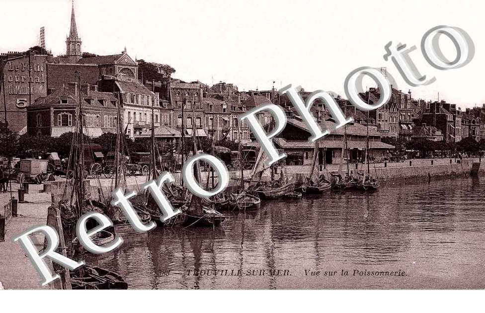 VUE SUR LA POISSONNERIE