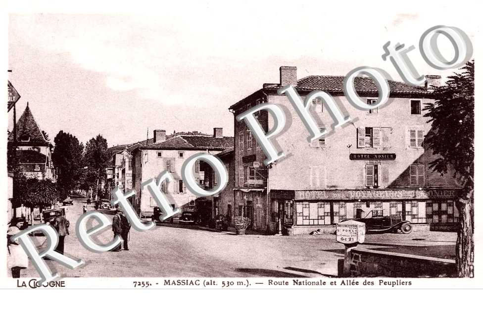 Route nationale et allee des peupliers
