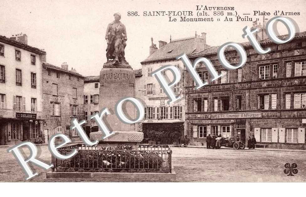 PLACE D'ARMES