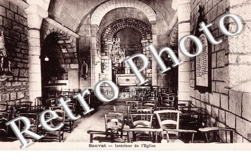 Interieur de l'eglise