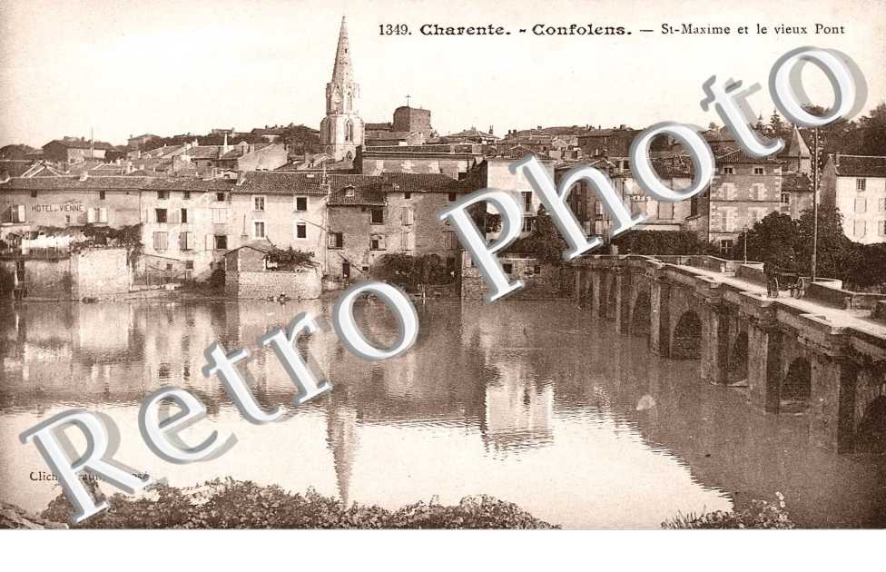 St Maxime et le vieux pont