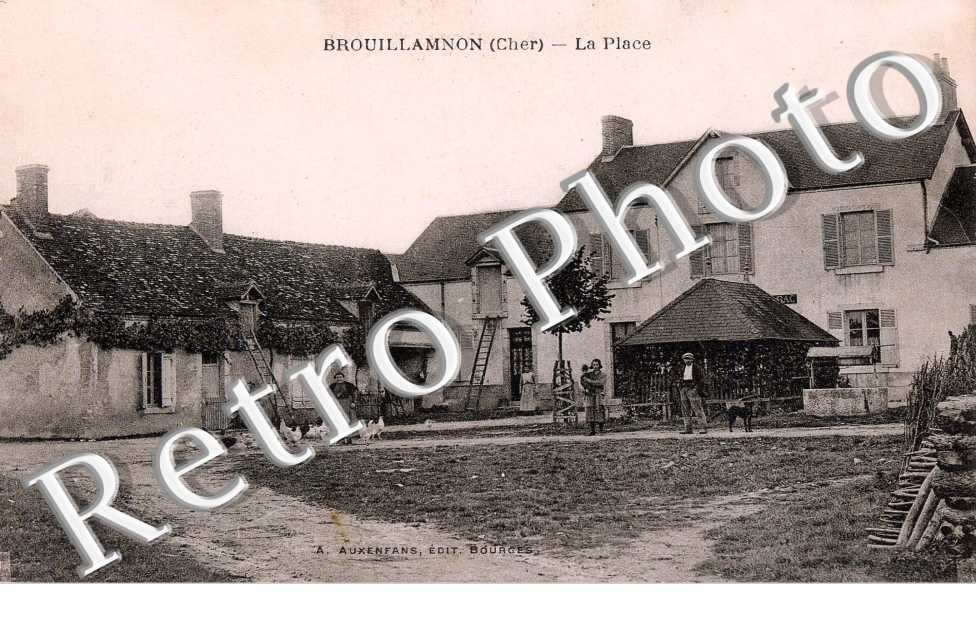 Brouillamnon -  La place