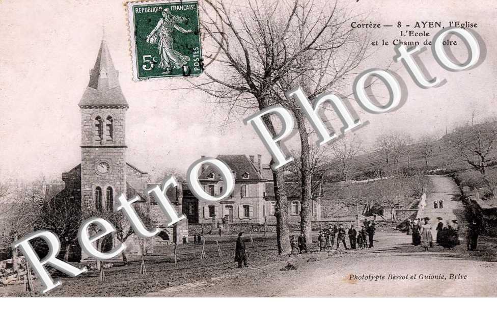 L'eglise - l'ecole et le champ de foire