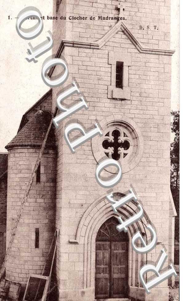 Portail et base du Clocher